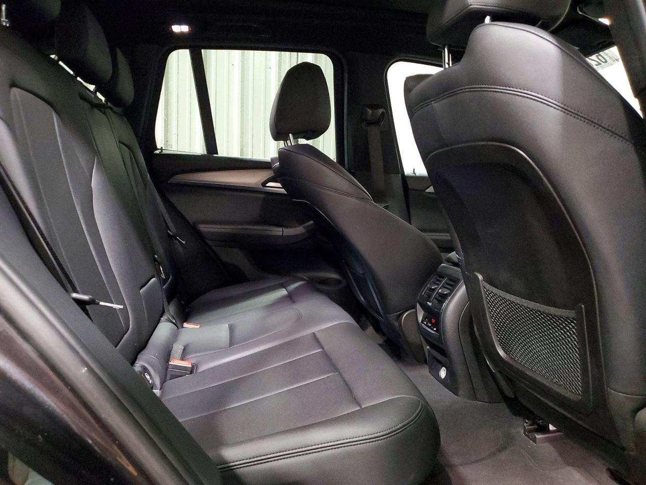 2018 BMW X3 xDrive30I - zdjęcie 11