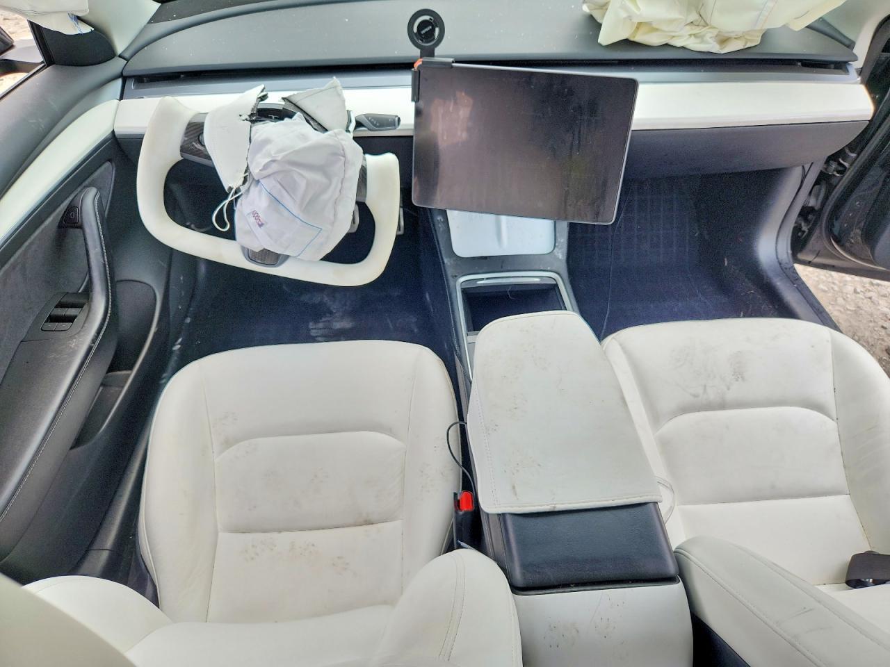 2022 Tesla Model 3 - zdjęcie 8