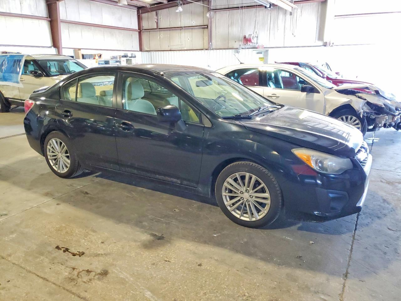 2014 Subaru Impreza Premium - zdjęcie 4