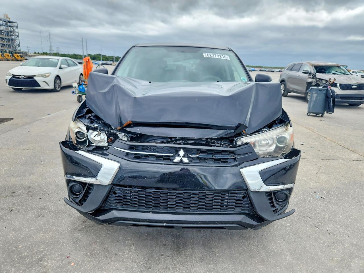 2019 Mitsubishi Outlander Sport Es - zdjęcie 5