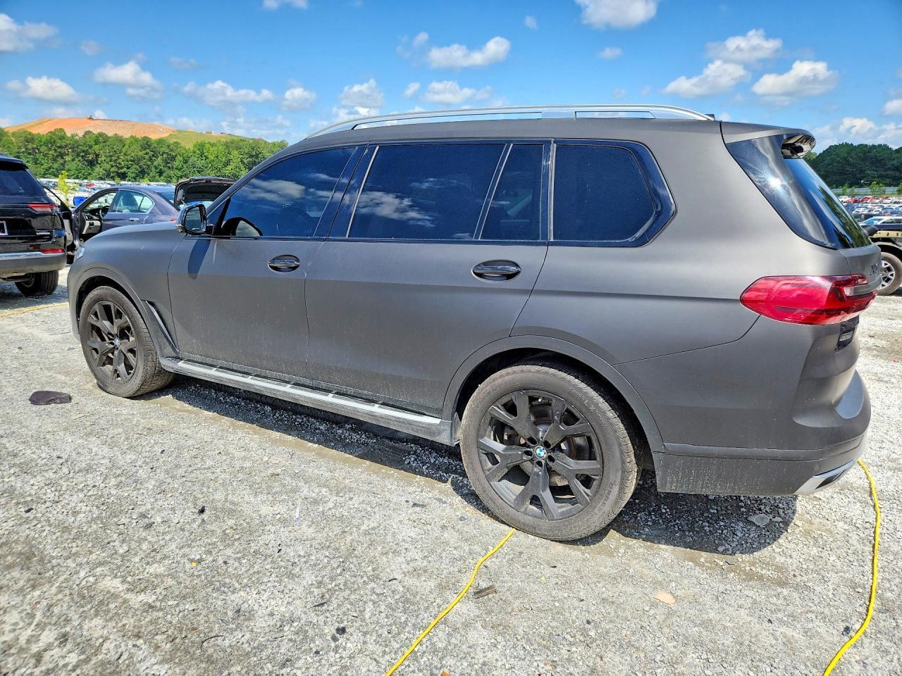 2019 BMW X7 xDrive50I - zdjęcie 2