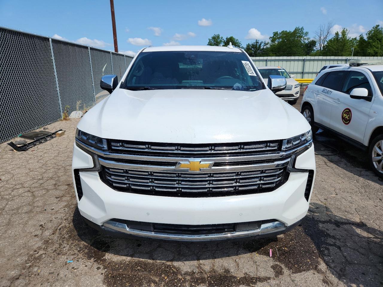 2022 Chevrolet Suburban C1500 Premier - zdjęcie 5