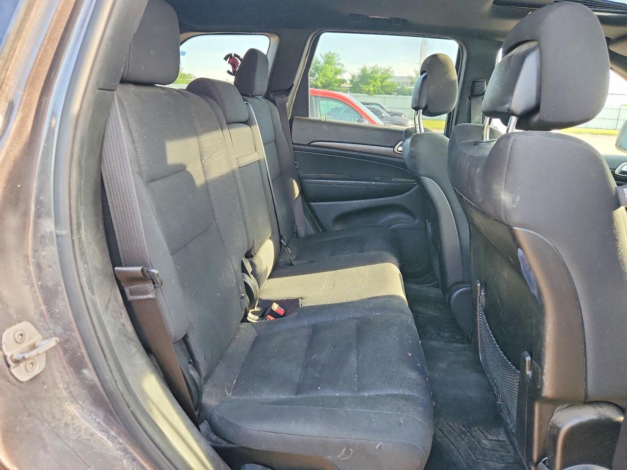 2014 Jeep Grand Cherokee Laredo - zdjęcie 11