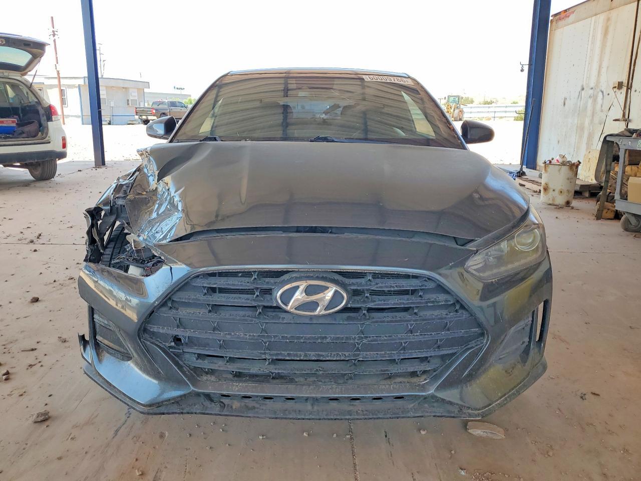 2019 Hyundai Veloster 2.0L Premium - zdjęcie 5
