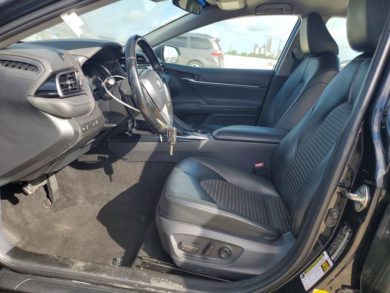 2019 Toyota Camry Se - zdjęcie 7