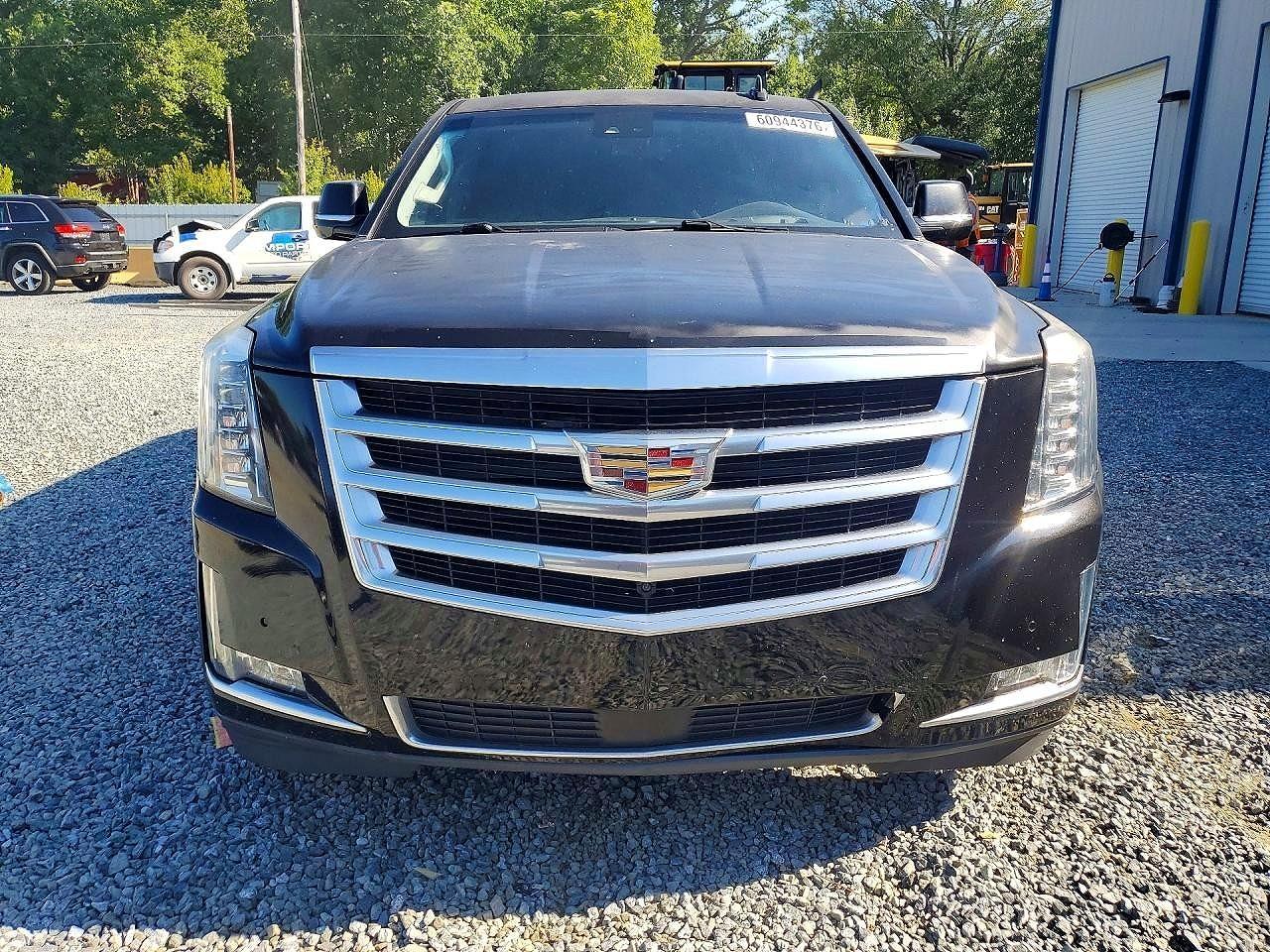 2017 Cadillac Escalade Luxury - zdjęcie 5