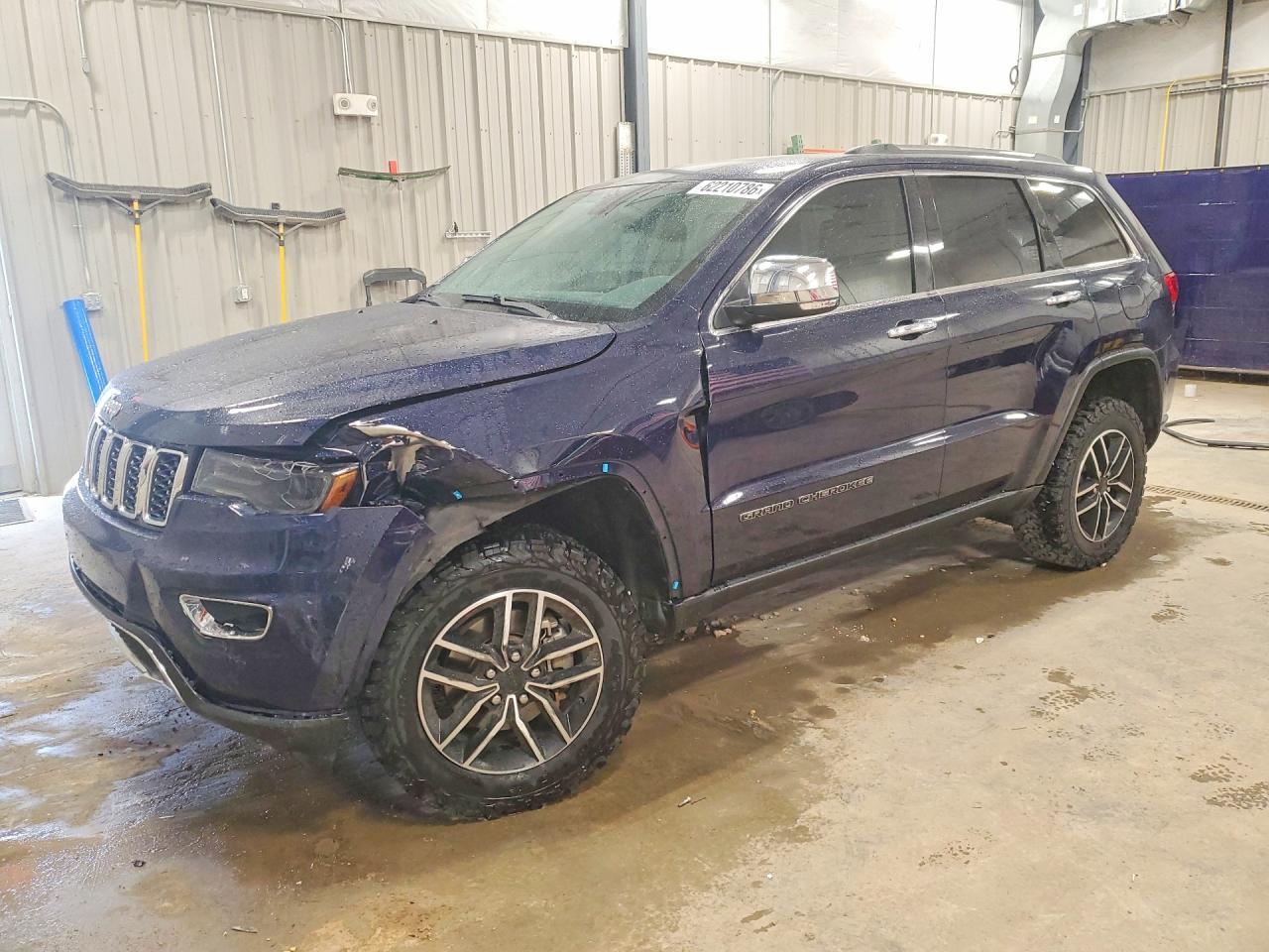 2017 Jeep Grand Cherokee Limited - zdjęcie główne