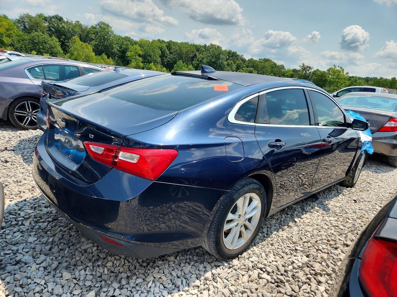 2016 Chevrolet Malibu Lt - zdjęcie 3