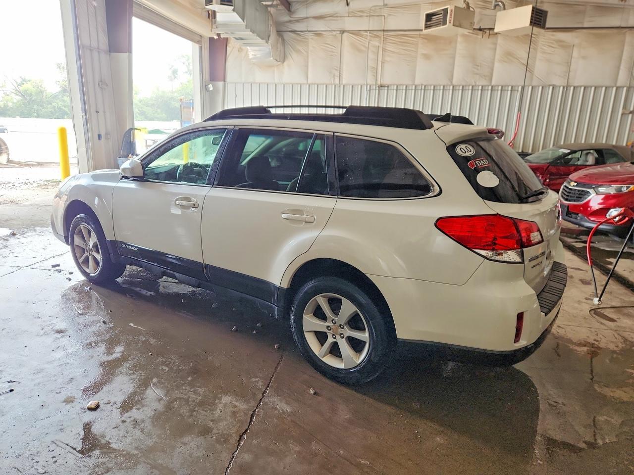 2014 Subaru Outback 2.5I Premium - zdjęcie 2
