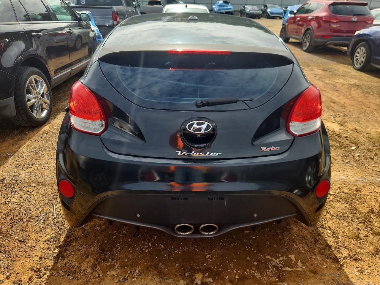 2015 Hyundai Veloster Turbo - zdjęcie 6