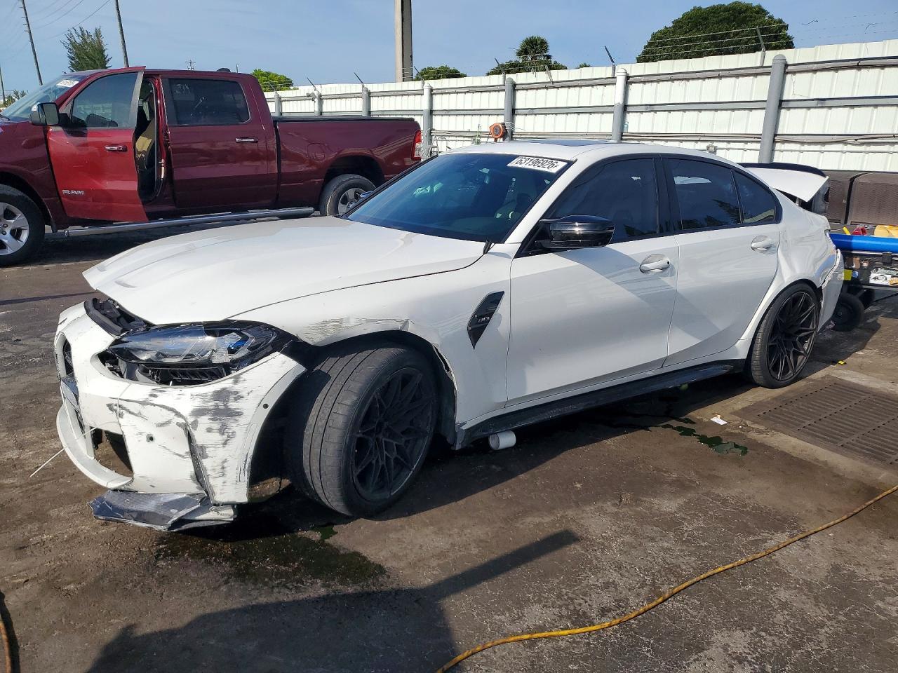 2021 BMW M3 - zdjęcie główne
