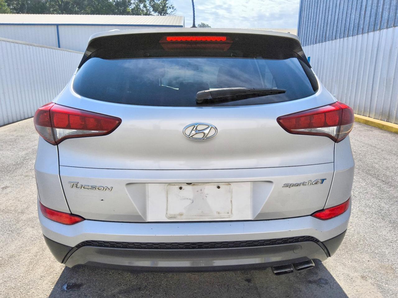 2016 Hyundai Tucson Sport - zdjęcie 6