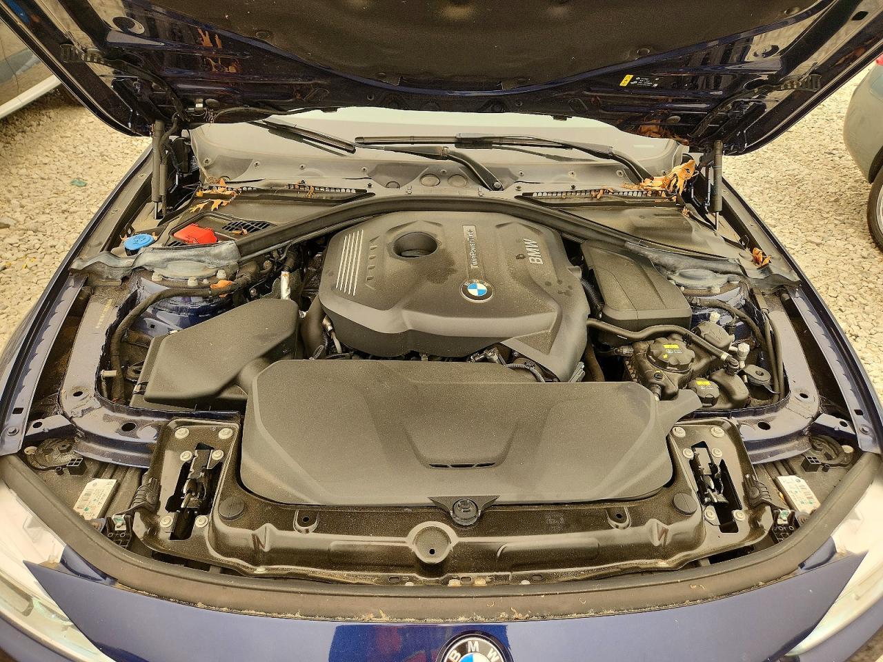 2017 BMW Seria 3 330i - zdjęcie 11