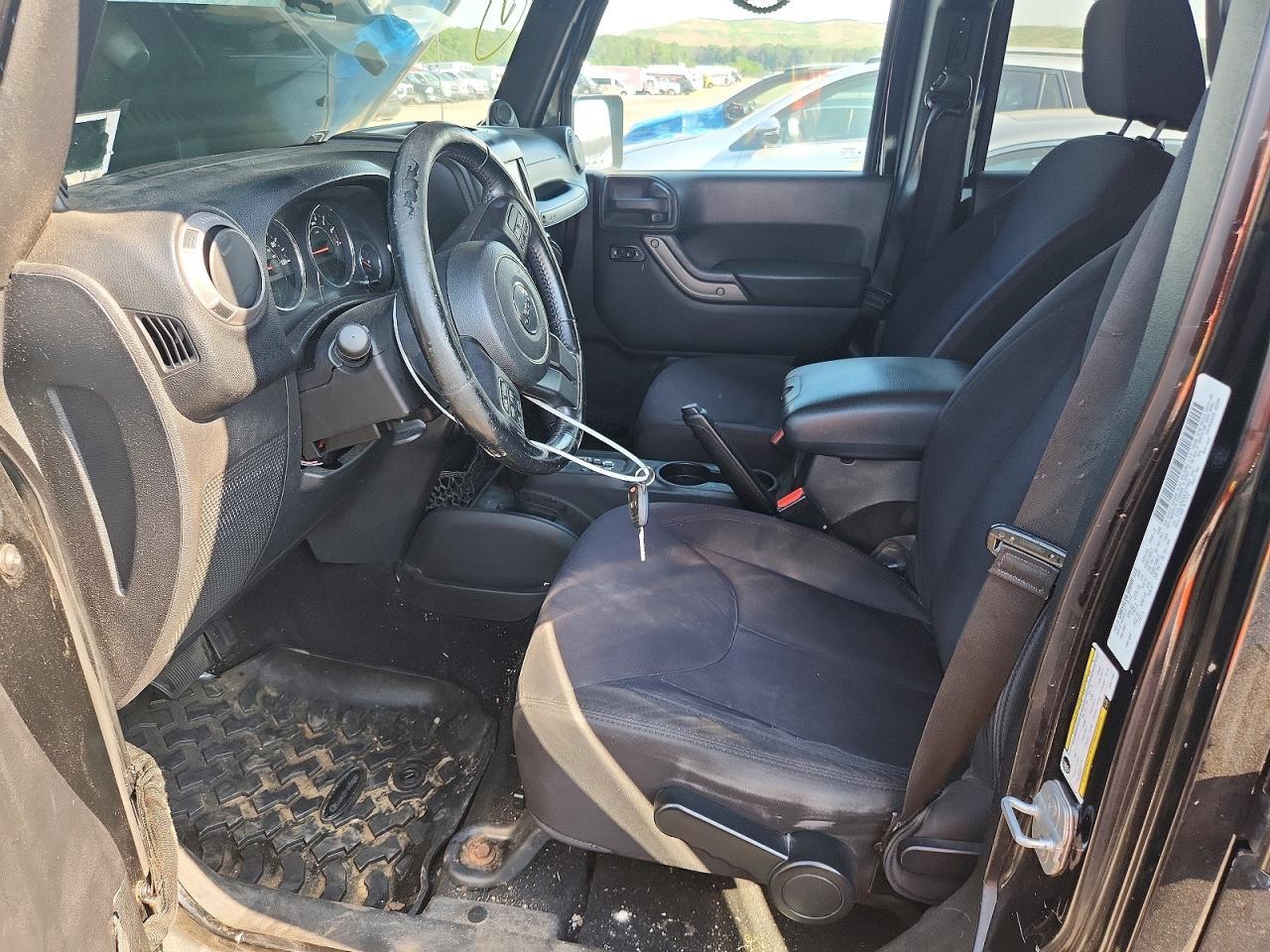 2013 Jeep Wrangler Unlimited Sport - zdjęcie 7