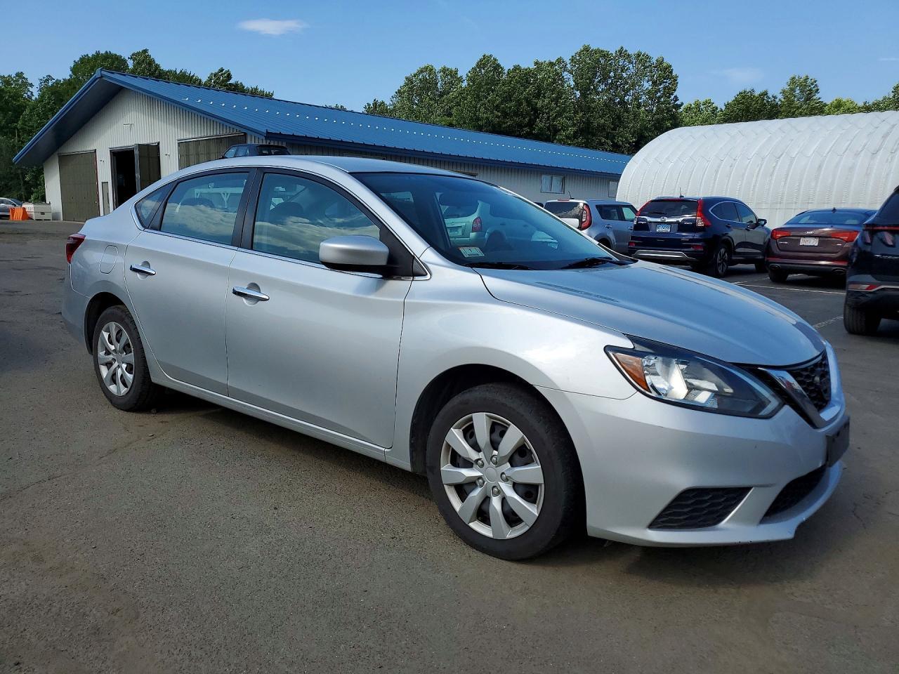 2019 Nissan Sentra S - zdjęcie 4