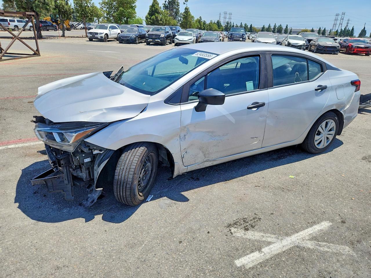 2021 Nissan Versa S - zdjęcie główne