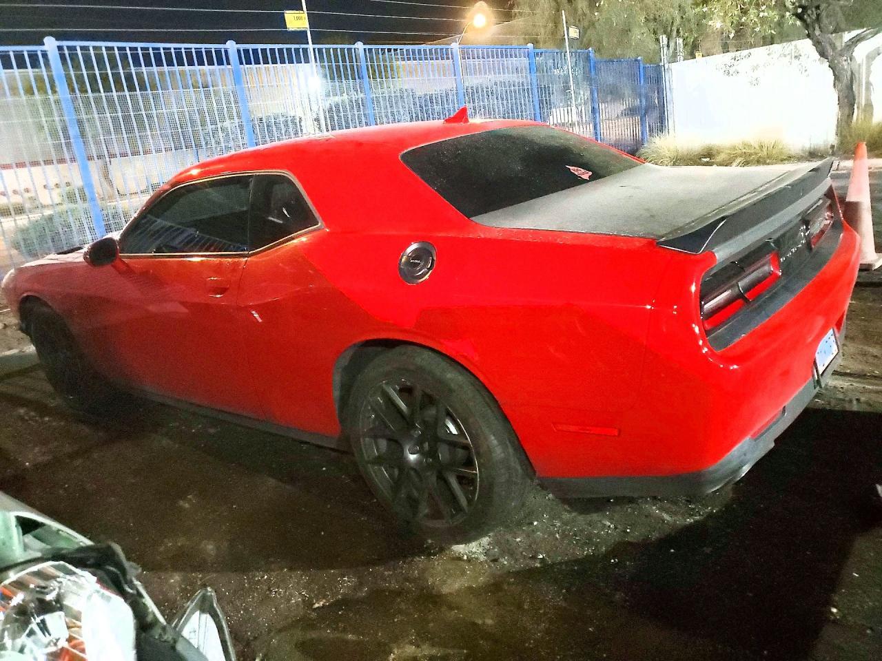 2019 Dodge Challenger R/T Scat Pack - zdjęcie 2