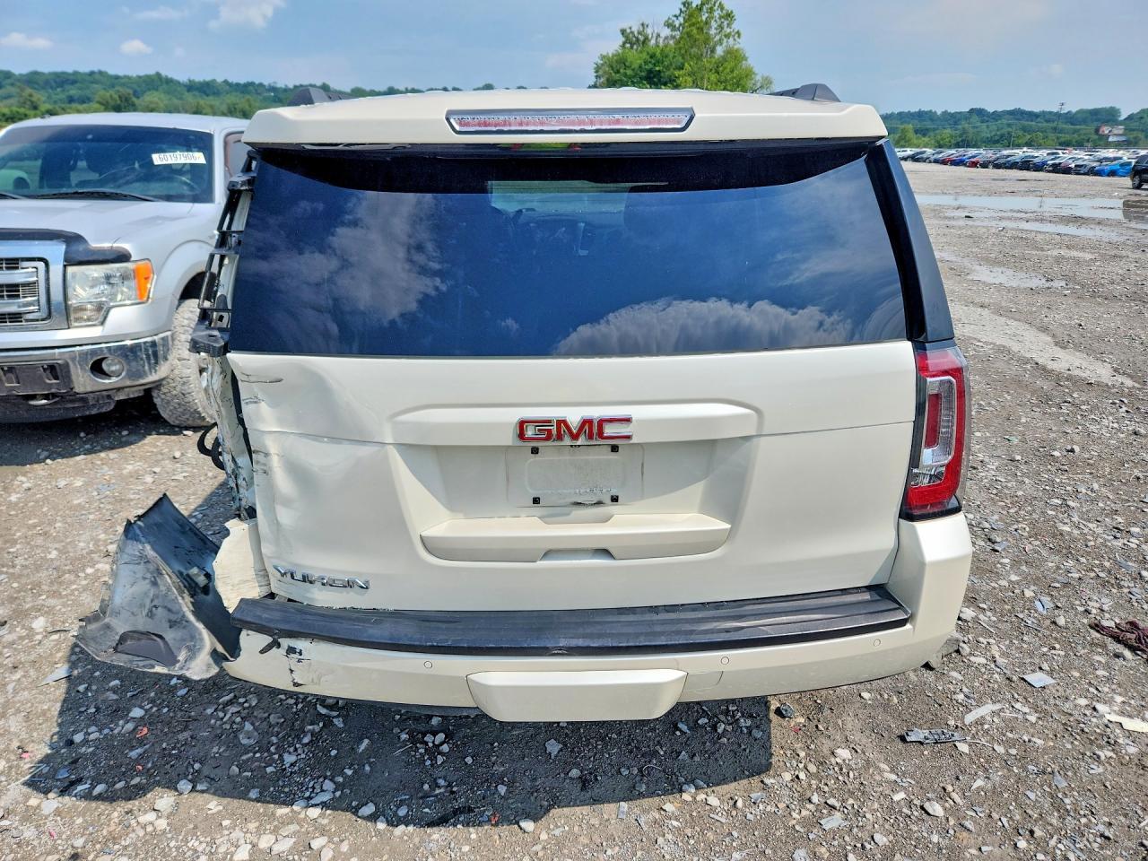 2015 GMC Yukon Slt - zdjęcie 6