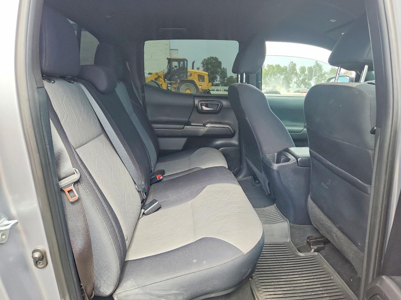 2021 Toyota Tacoma Trd Sport - zdjęcie 10