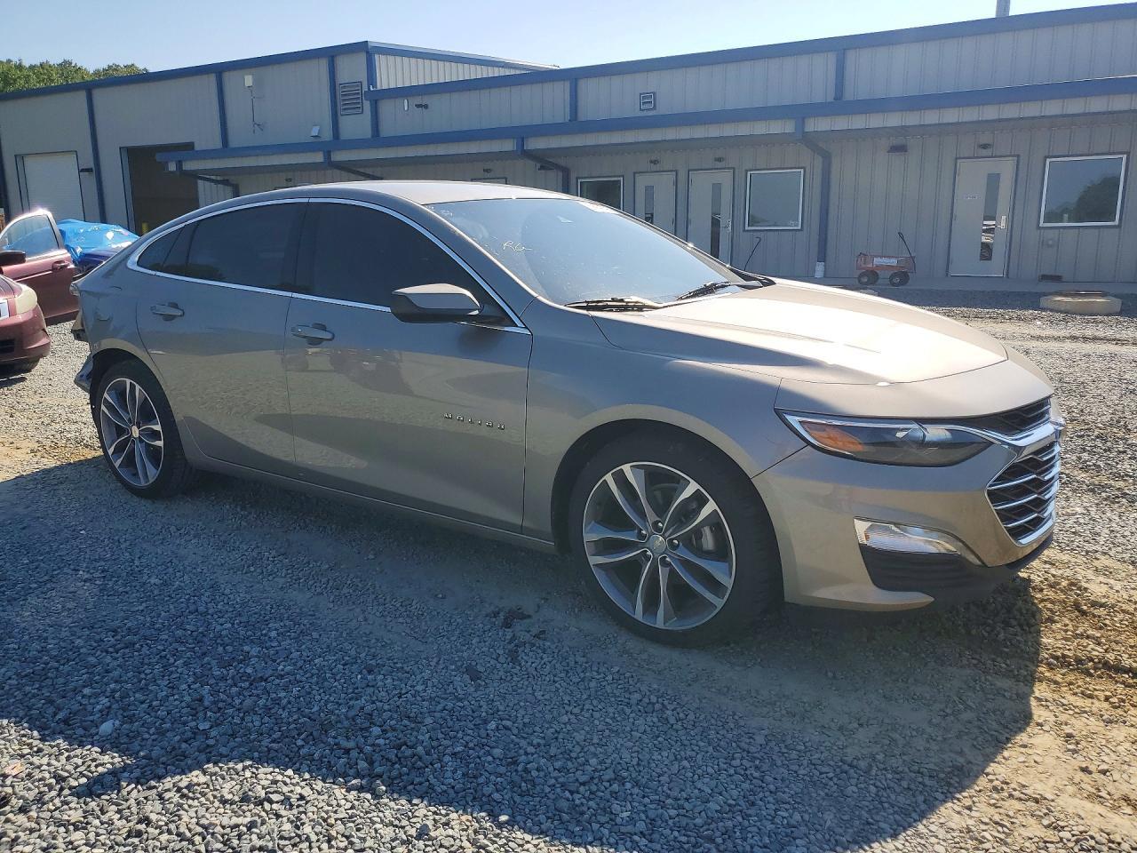 2023 Chevrolet Malibu Lt - zdjęcie 4