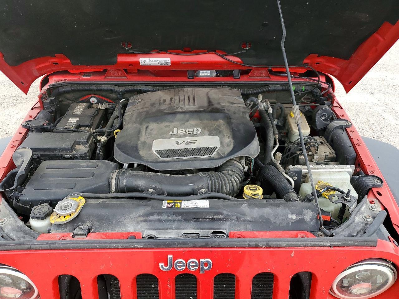 2016 Jeep Wrangler Unlimited Rubicon - zdjęcie 12