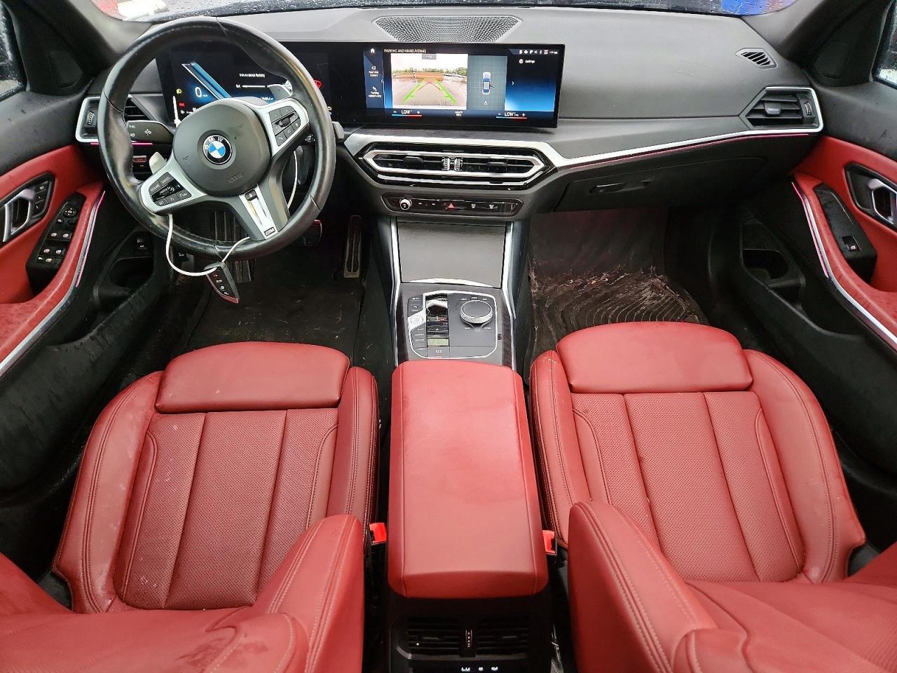 2024 BMW Seria 3 330i - zdjęcie 8