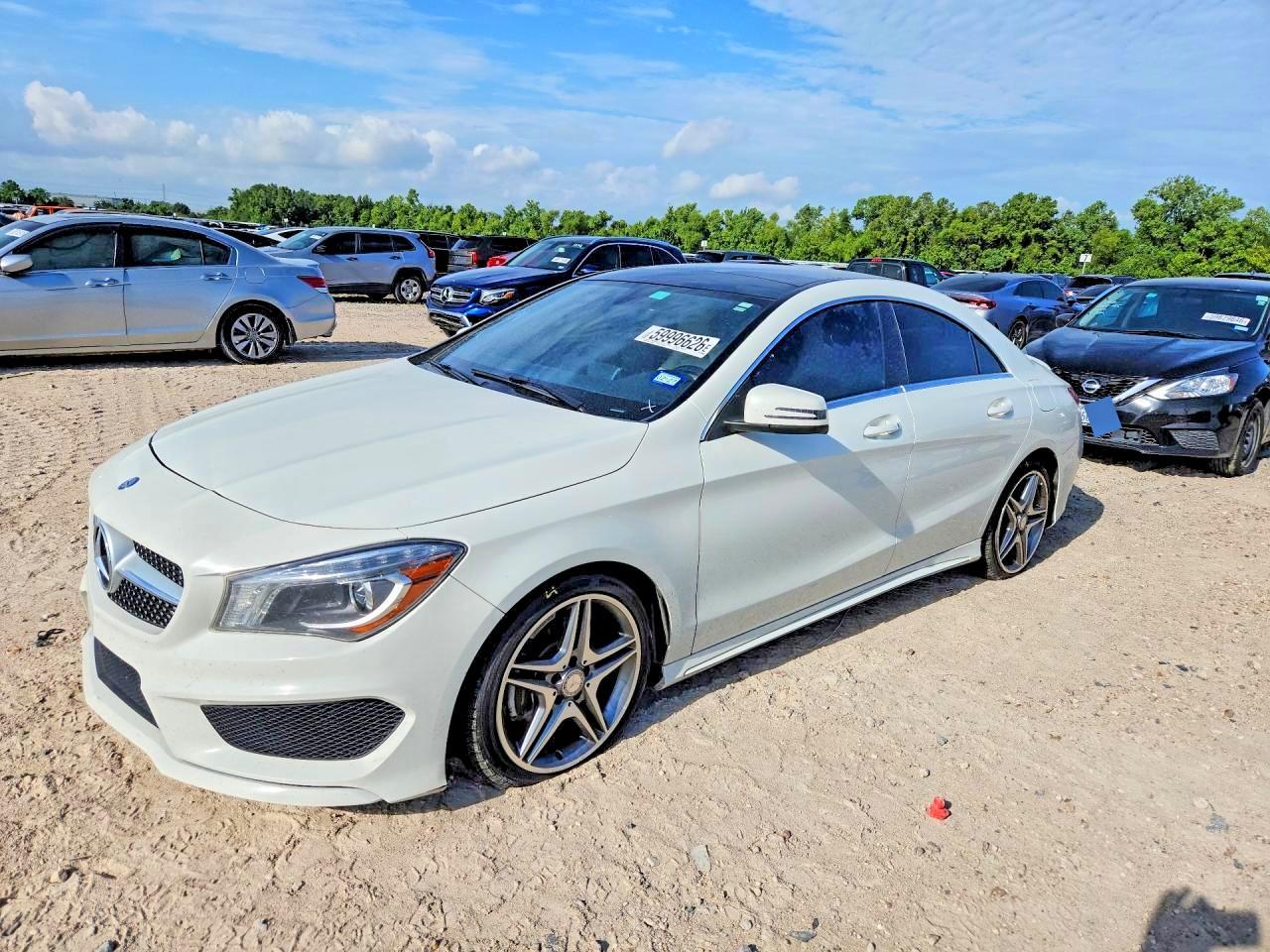 2014 Mercedes-Benz Cla 250 4Matic - zdjęcie główne