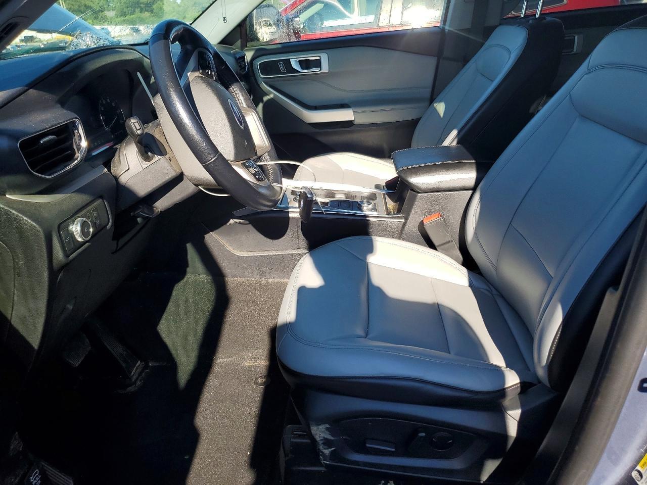 2021 Ford Explorer Xlt - zdjęcie 7