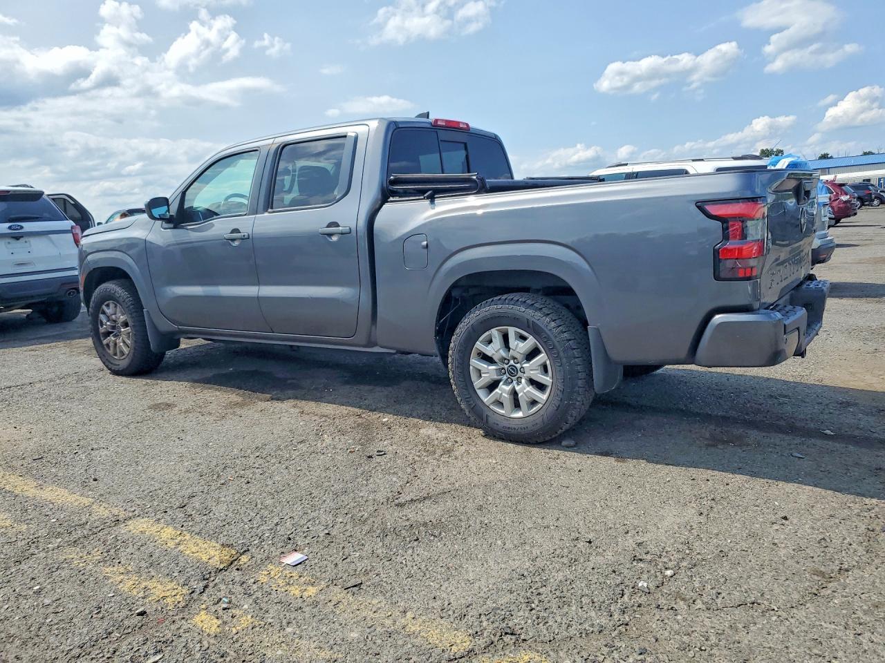 2022 Nissan Frontier Sv - zdjęcie 2