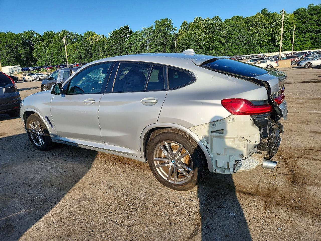 2019 BMW X4 xDrive30I - zdjęcie 2
