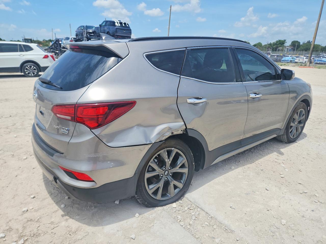 2017 Hyundai Santa Fe Sport 2.0T Ultimate - zdjęcie 3