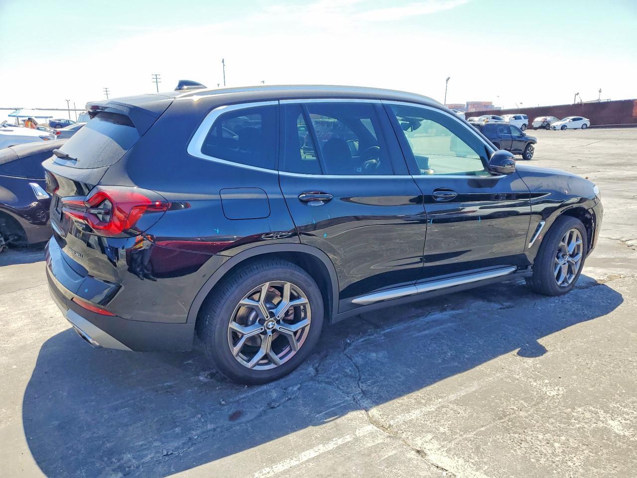 2024 BMW X3 xDrive30I - zdjęcie 3