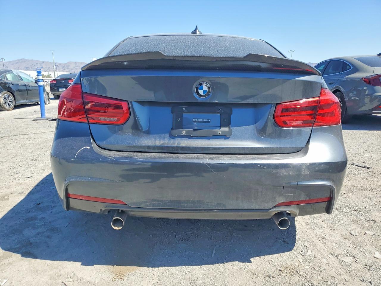 2016 BMW Seria 3 340i - zdjęcie 6