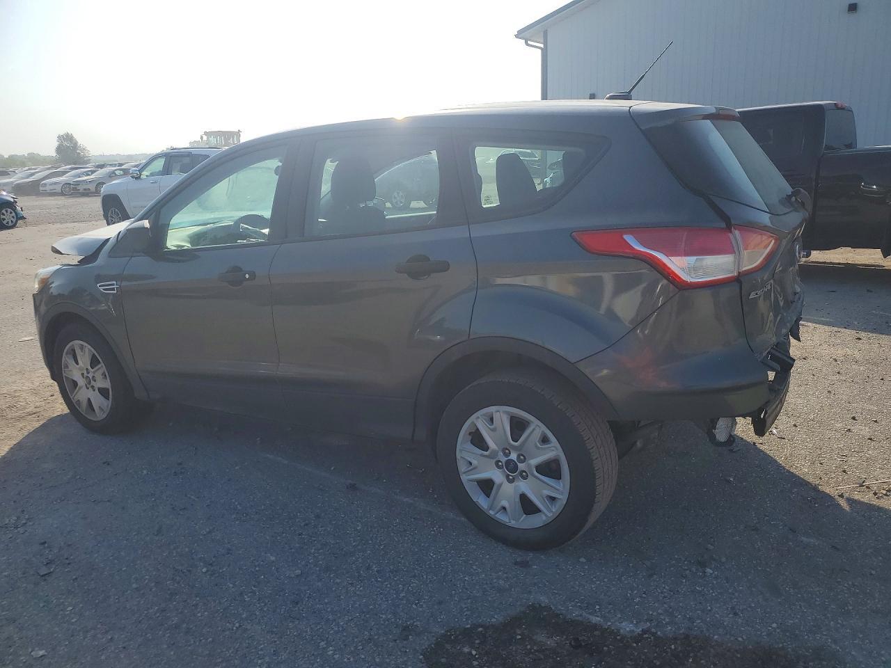 2016 Ford Escape - zdjęcie 2