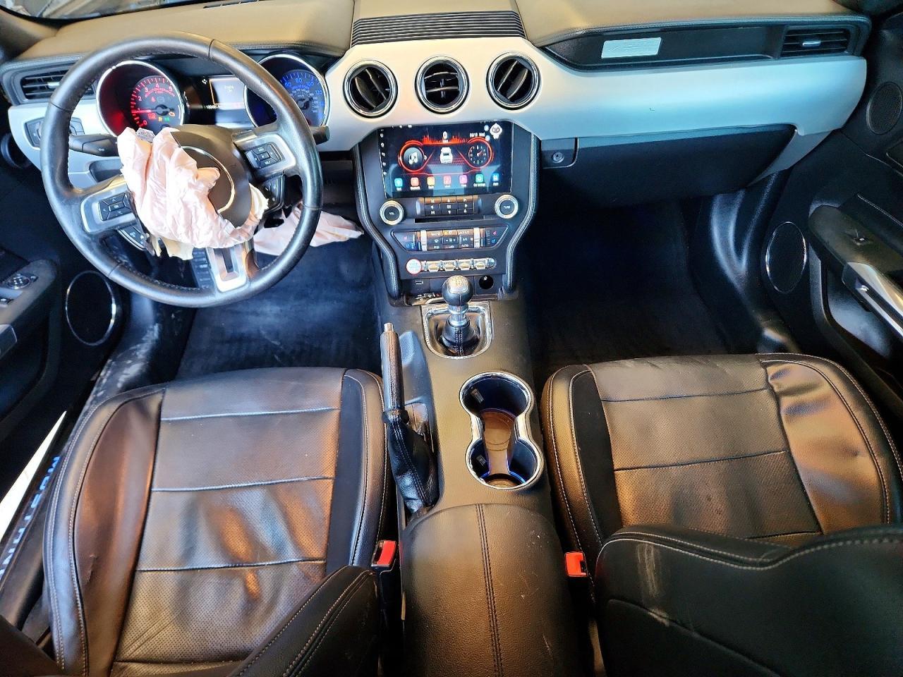 2016 Ford Mustang - zdjęcie 8