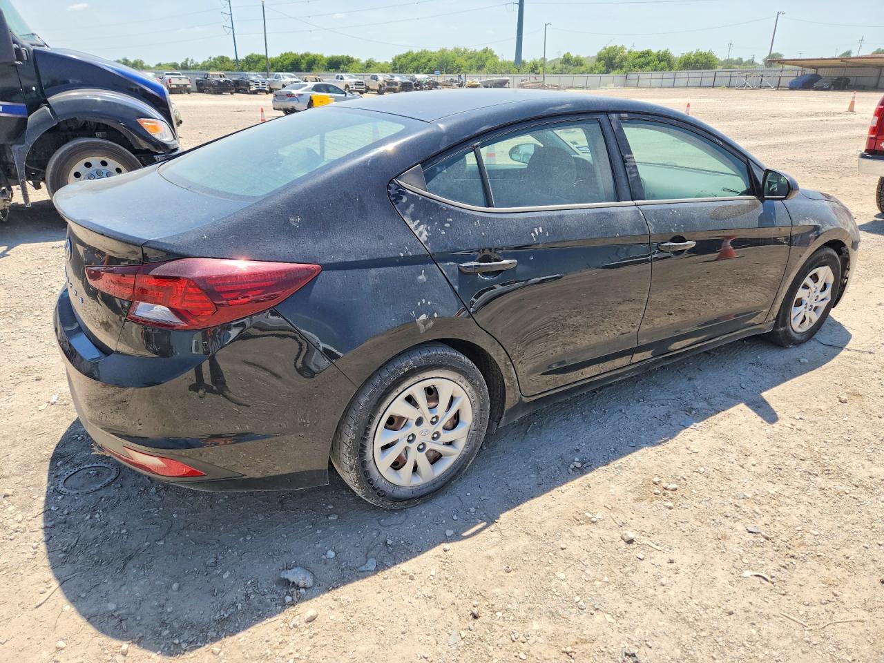 2019 Hyundai Elantra Se - zdjęcie 3