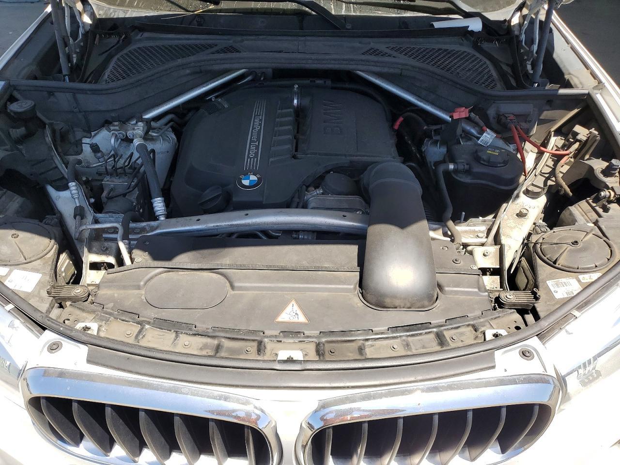 2014 BMW X5 xDrive35I - zdjęcie 12