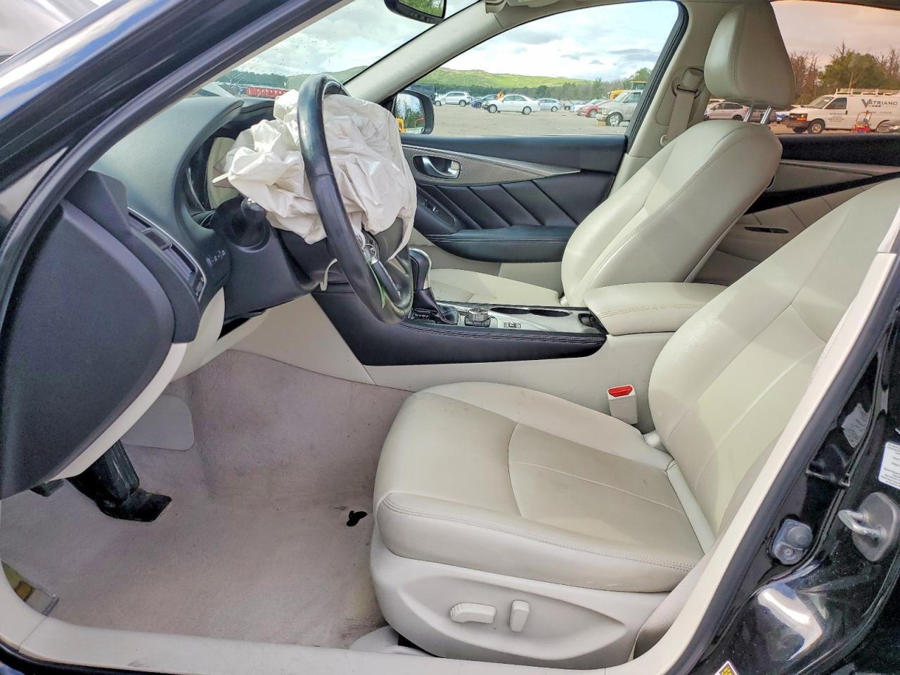 2015 Infiniti Q50 Premium - zdjęcie 7