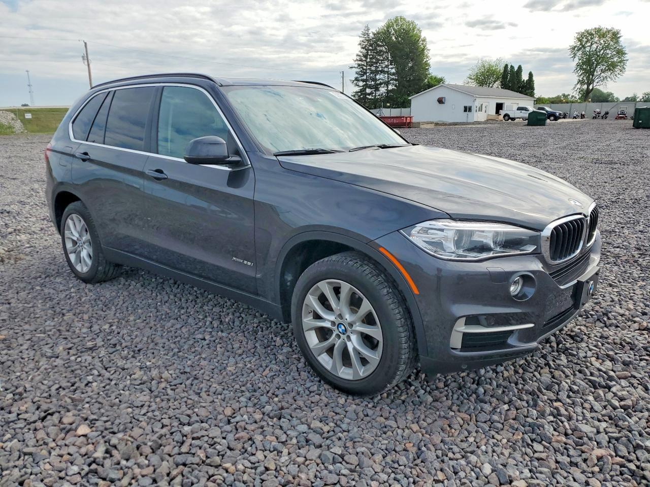 2016 BMW X5 xDrive35I - zdjęcie 4