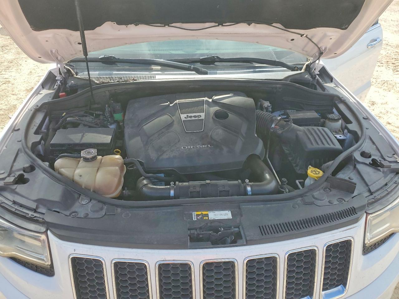 2014 Jeep Grand Cherokee Overland - zdjęcie 12