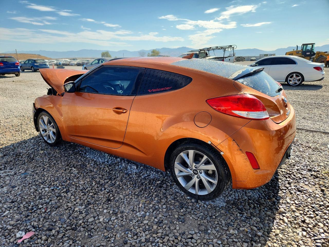 2017 Hyundai Veloster Base - zdjęcie 2