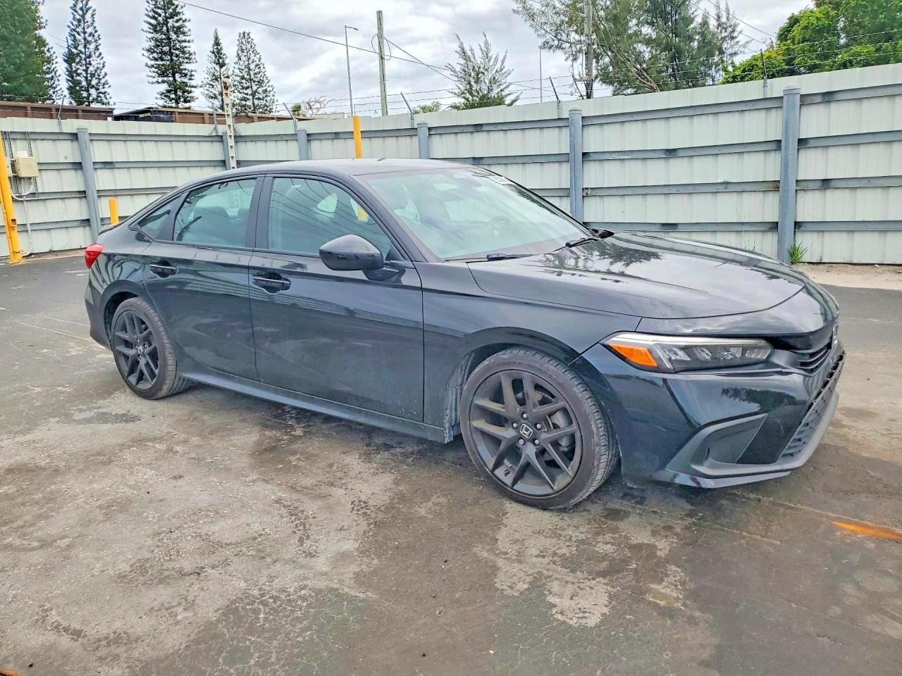 2024 Honda Civic Sport - zdjęcie 4