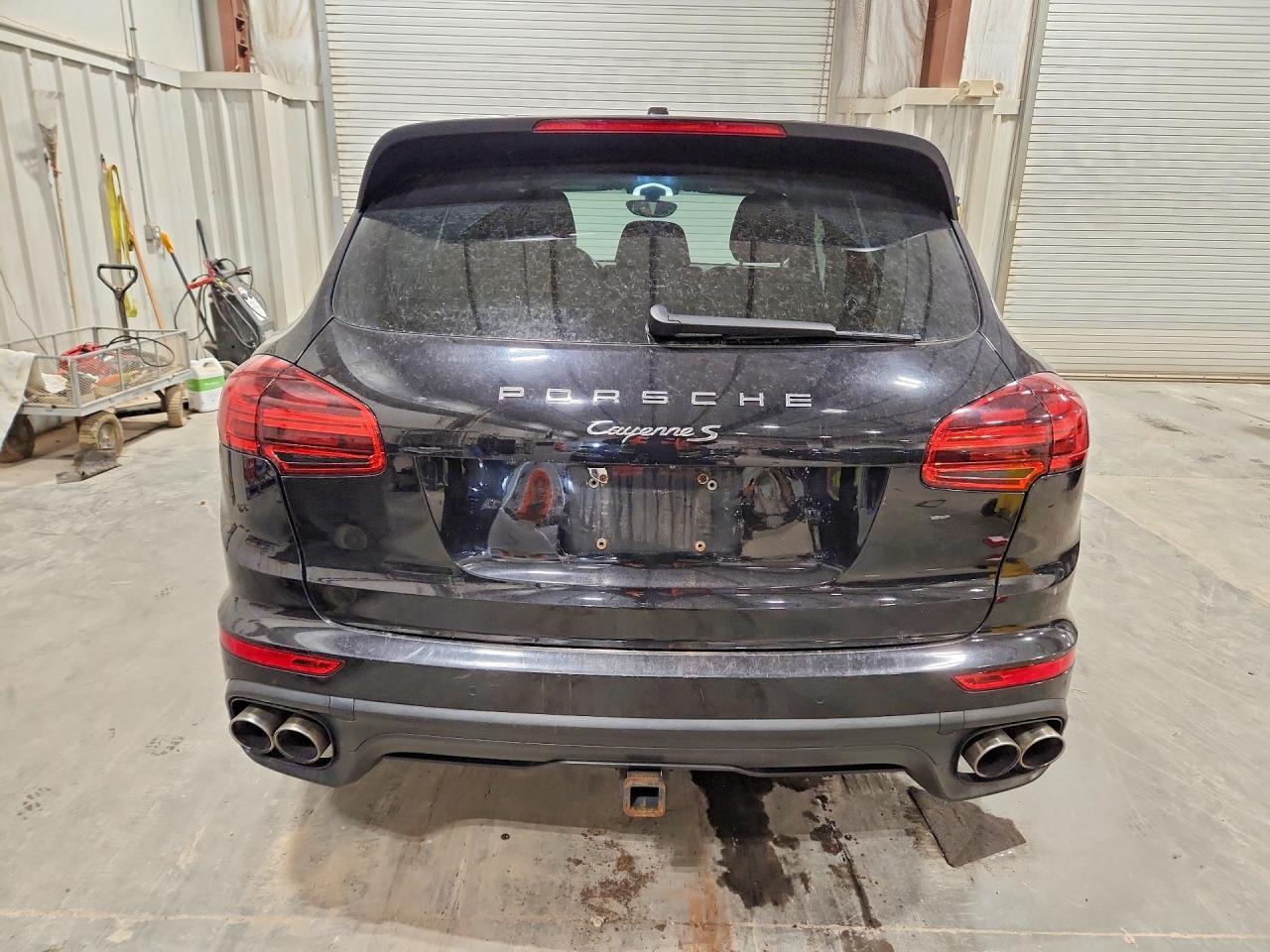 2015 Porsche Cayenne S - zdjęcie 6