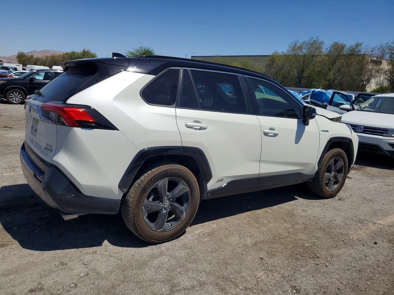 2020 Toyota Rav4 Xse - zdjęcie 3