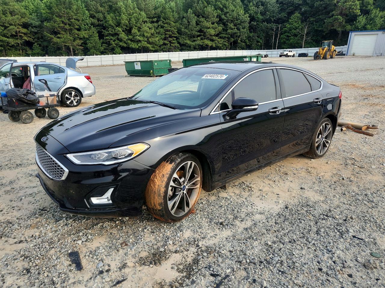 2020 Ford Fusion Titanium - zdjęcie główne