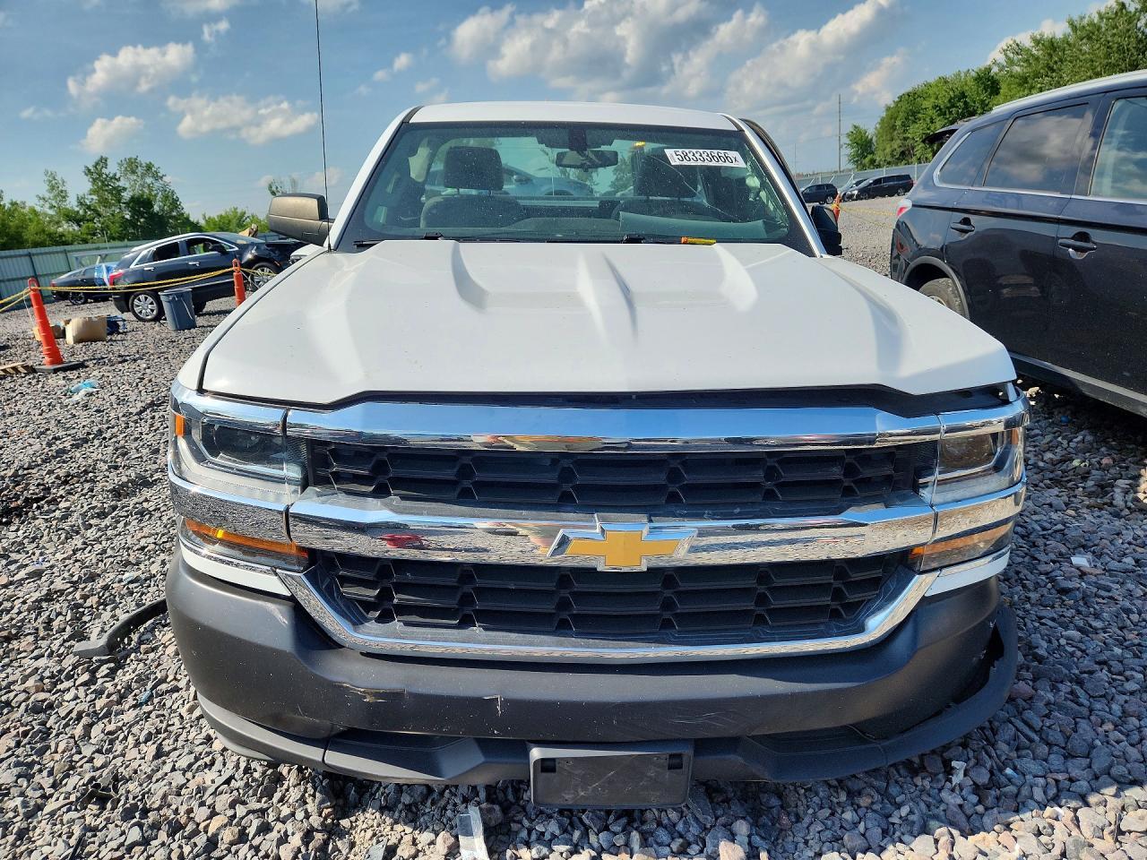 2017 Chevrolet Silverado C1500 - zdjęcie 5