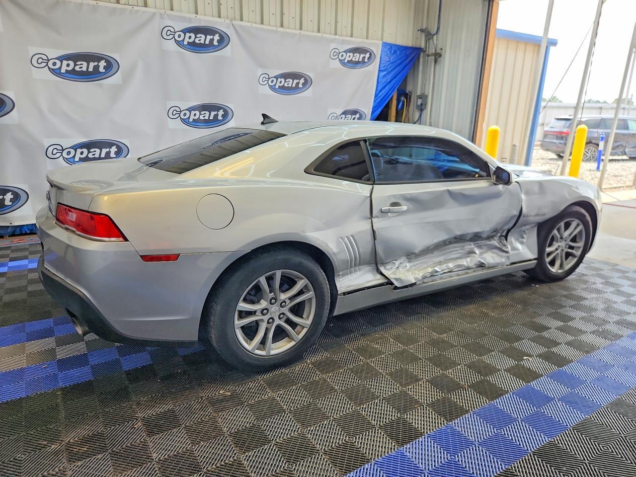 2015 Chevrolet Camaro Ls - zdjęcie 3
