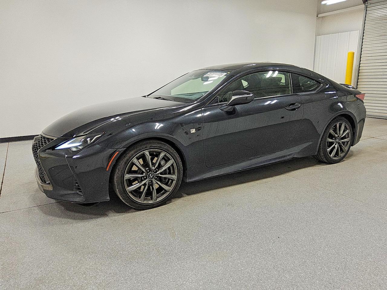 2019 Lexus Rc 300 - zdjęcie główne