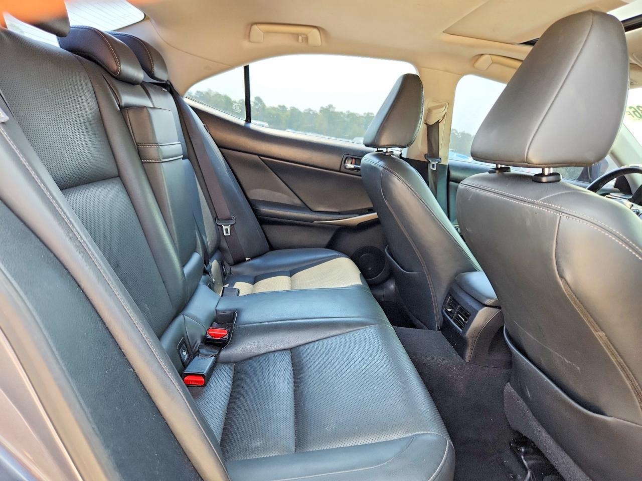 2015 Lexus Is 250 - zdjęcie 10