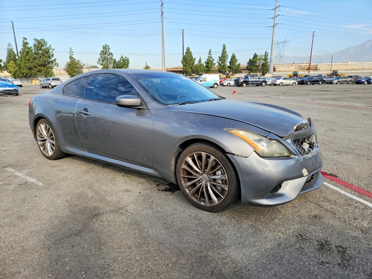 2014 Infiniti Q60 Coupe Journey - zdjęcie 4